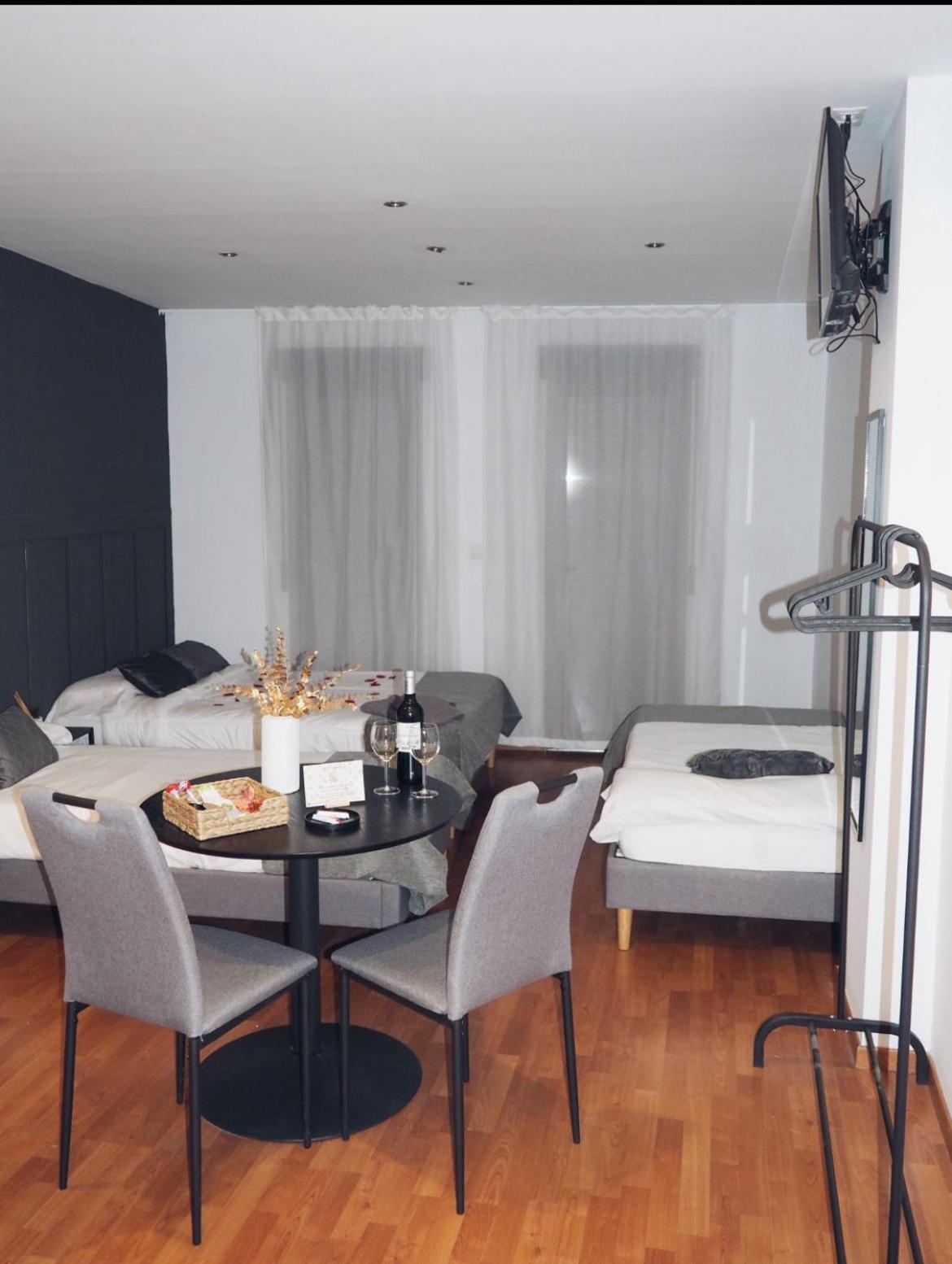 Lm Apartamentos Puentezuelas Granada Exterior foto